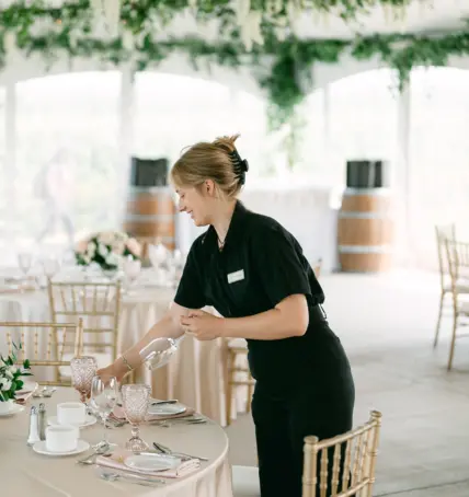 Seamless service at a vineyard wedding in Niagara, Ontario.