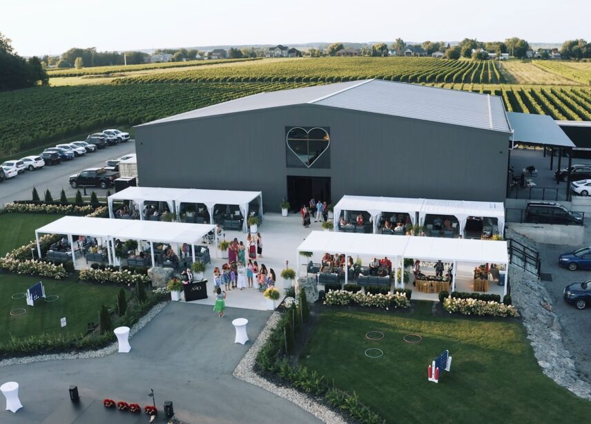 An outdoor wedding reception Amo Estate Winery in Niagara-on-the-Lake wine country.